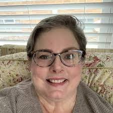 Anne Grauer's Instagram, Twitter & Facebook