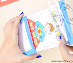 Είναι κινητή εορτή όπως και η γιορτή της μητέρας. Giorth Toy Patera Idees Gia Kataskeyes Protypa Kentra Logo8erapeias Ensynais8hsh