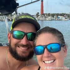 Looking for a good mobile motorcycle detailer any suggestions?