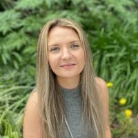 Jaclyn Marks's Instagram, Twitter & Facebook