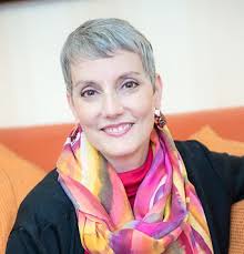 Love to share this work in progress with all of you. This great gathering  fills our heart. To celebrate the power of women, handcrafts and art. It's  a blessing to reconnect and