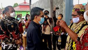 Let's do silih asih, silih asah, silih asuh. Dimana Bumi Dipijak Disitu Langit Dijunjung Ungkap Bupati Kutim Pada Stakeholder Perusahaan Kabupaten Kutai Timur