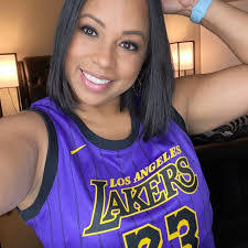 Yadira Jackson's Instagram, Twitter & Facebook