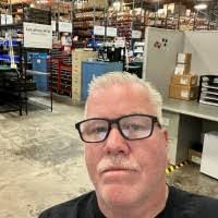 David Kienzle's Instagram, Twitter & Facebook