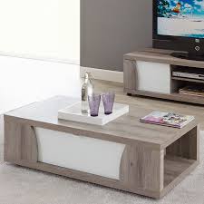 Elle est robuste de par sa réalisation en bois massif et s'harmonisera naturellement avec son atour, quelle que soit l'idée de décoration. Table Basse Bois Et Laque Blanc Elisa Kasalinea