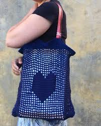 On My Way To The Post Office Bag Tas Saco Crochet Haken Diy Crochetlove Hakenisleuk Crochet Reusable Tote Bags Bags