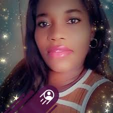 DJ Adoni confirma que terminó con la madre de su hijo y momentos después se  filtra video con Caroline Aquino en un yate. Información en el primer  comentario