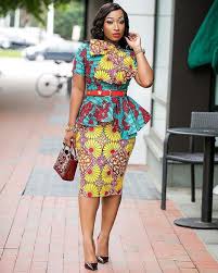 Model robe pagne africain robe africaine stylée modele de robe africaine couture africaine femme robe africaine moderne robe africaine tendance. Soldes Les Jolies Robes En Pagne 2018 En Stock