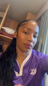 Gimme a hug I miss you