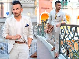 Semi formal dress for men makes them look smart and allow them to express their personality, and would make them the cynosure of a gathering. Semi Formal Outfits For Men