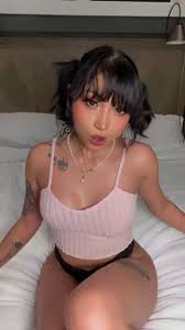 @BunnySuzuyas video Tweet