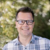 2900+ "Derek -." profiles