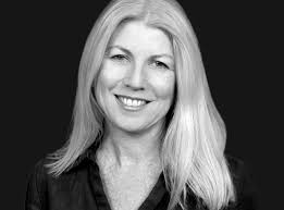 Heather Noakes's Instagram, Twitter & Facebook