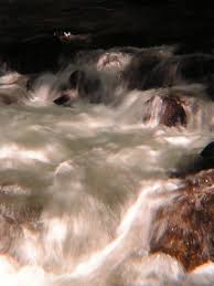 As you can see, the main components that decide whether a waterway is a river or stream is the size. Current National Geographic Society