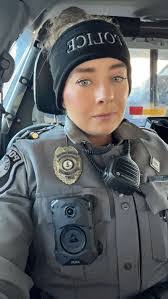 Paige Thames's Instagram, Twitter & Facebook