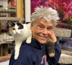 Introduction of a new member from Chicago