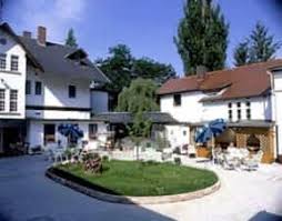 In a few steps, the casino and the spa park as well as the rose. Haus Thea Ferienpension Bad Bocklet 66 Empfehlungen