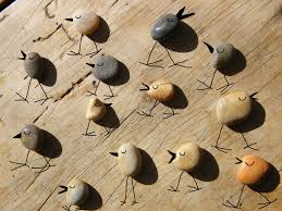 So Many Possibilities Come To Mind When I See These Little Guys A Quilt Project Some Hand Stitching Kieselsteinkunst Steine Steinbilder