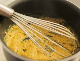 Comment Faire Un Roux Avec De L Huile A La Place Du Beurre Bridelice Comment Faire Un Roux Trucs Et Astuces De Cuisine Recettes De Cuisine