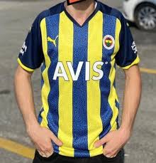 Yeni sezon planlamamızın çoğunluğunu tamamladık. Fenerbahce Nin Yeni Sezon Formalari Basina Sizdi Iste Ic Saha Ve Deplasman Formalari