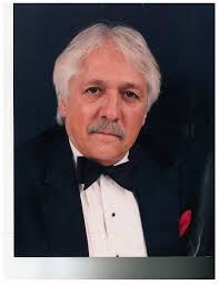 This is a list of people that are well known from Syracuse, New York: 1  Born or brought up in the City of Syracuse 2 Born or brought up in Greater  Syracuse