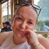 60+ "Anna Berg" profiles