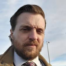 Someone ripped the head off this life-size model created by LEGO artist  Sean Kenney