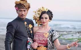 Liputan6.com, jakarta penabuh drum superman is dead, jerinx sid, akhirnya kembali menghirup udara bebas.jerinx sid dinayatakan bebas dari penjara pada selasa (8/6/2021). Nora Alexandra Hiburan Dulu Yuk Setop Dulu Caci Maki Suamiku Fajar