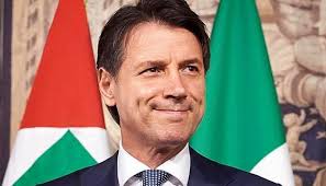 La novità principale è che i parrucchieri saranno chiusi in zona rossa. Fase 2 E Congiunti I Social Si Scatenano Post E Meme Memorabili