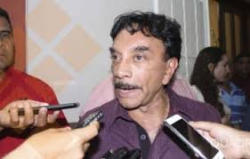 Ferrocarrileros desestiman acusaciones de corrupción de Víctor Flores