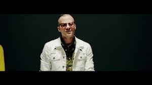 I dumped you) is a song recorded by puerto rican rappers nio garcía, darell and casper mágico. White Jacket And Sunglasses In Te Bote Remix By Casper Nio Garcia Darell Nicky Jam Bad Bunny Ozuna Music Video Youtube