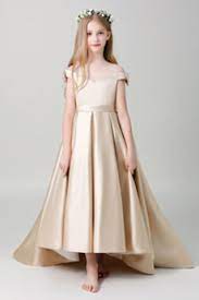 En hiver les filles ont besoin de tenues qui gardent au chaud. Robe De Fille 2019 3b8ada