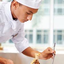 Kursus pelbagai masakan , kuih muih , pasteri & bakeri, nasi beriani , penghasilan mee kuning , kuew teow dan aneka biskut. Rebut Peluang Kerjaya Bidang Hospitaliti Kulinari Di Fim