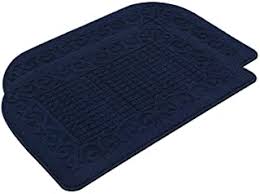Often large, these kitchen rug sets can tie not only a kitchen design together — but an entire house. Amazon Com Blue Round Kitchen Rugs Kitchen Table Linens Home Kitchen