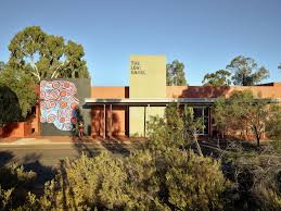 Uluru/ayers rock, giant monolith, one of the tors (isolated masses of weathered rock) in southwestern northern territory, central australia. 3 Day Uluru Kata Tjuta With Field Of Light Emu Walk Apartments Stay Kie Oceania