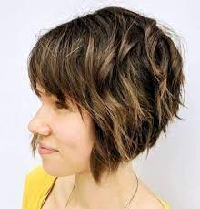 30 Cute Chin Length Hairstyles You Need To Try Chin Length Hair Chin Length Haircuts Short Hair Styles Easy