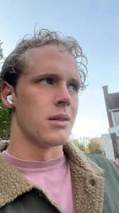 Playing Chess in Real Estate 🏡 , If this is the kind of representation you  are looking for reach out 📲