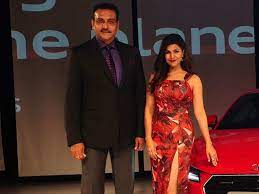 Explore tweets of ravi shastri @ravishastriofc on twitter. Nimrat Kaur Dating Indian Cricket Coach Ravi Shastri