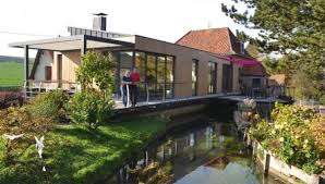 Enquin Sur Baillons Ce Samedi Soir Leur Maison Amenagee Dans Un Ancien Moulin Passe Sur Tf1 Architecture Maison Styles Traditionnels