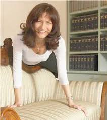 Mariastella gelmini (born 1 july 1973) is an italian politician and attorney (specialised in administrative law). Tafanus E La Nostra Ministruzza Gelmini Non Finisce Di Stupirci