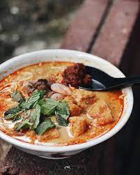 Just opposite the chong fah phit chee primary school. 10 Shiok Curry Mee In Kl Pj That Are Worth The Sweat And Calories