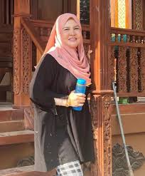 Rumah sungai baitun nahri bonda rozita bonda valley. Bonda Rozita Ibrahim Berk0ngsi Khasiat Dan Kebaikan Halia Bar4 Yang Sangat Bagus Kita Amalkan Untuk Kesihatan Tubuh Badan Berita Kopak