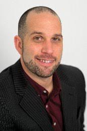 Cecil Lockhart's Instagram, Twitter & Facebook