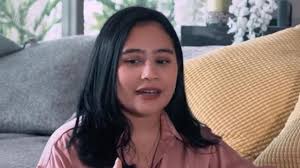 Tak ayal, meme yang dibagikan prilly tersebut berhasil mengundang gelak tawa netizen. Prilly Latuconsina Bahas Cowok Mesum Di Medsos Singgung Okin