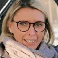 100+ perfiles de «Jana»