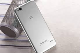ZTE Blade S6: Looks a bit like an ...