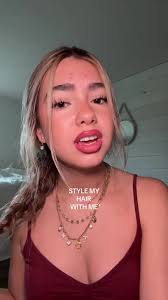 style my hair with me !! #sheglam #notimpersonating #fakebodyy⚠️ #embreigh  #embreighcourtlynn #??? #80k #pleaeegoviral #fyp #viral #infulencer  #glowhouse #blowup #creator #creatorsearchinsights ...