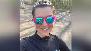 Cost cynnal rasys fel marathon wedi codi'n aruthrol