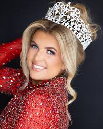 Pageant Headshots (@meagangilbertphoto) · Instagram 照片和视频