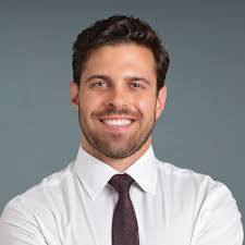 Christopher Elder's Instagram, Twitter & Facebook